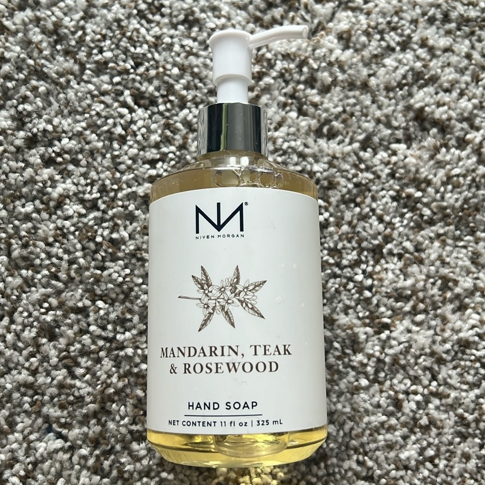 Niven Morgan Mandarin, teak & Rosewood hand soap